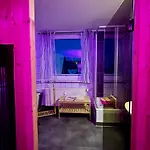 Apartamento Miri Mit Infrarotsauna Netflix Wlan Parkplatz Lossnitz