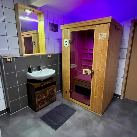 Miri Mit Infrarotsauna Netflix Wlan Parkplatz Daire Lossnitz